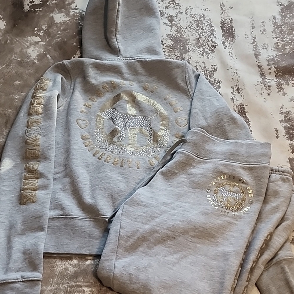 Y2K Pink Peace Bling Dog Set. Zip up hoodie with matching capris.Size: S - Picture 3 of 10